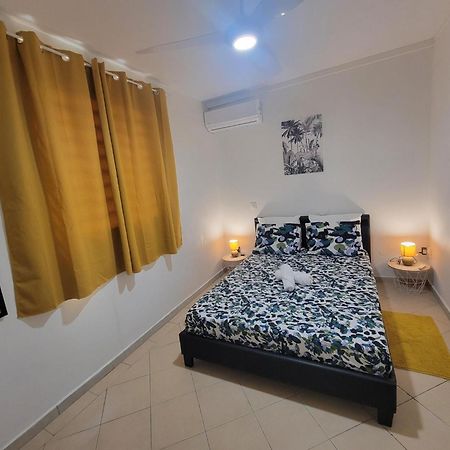 Apartmán Henri Mango Les Abymes Exteriér fotografie