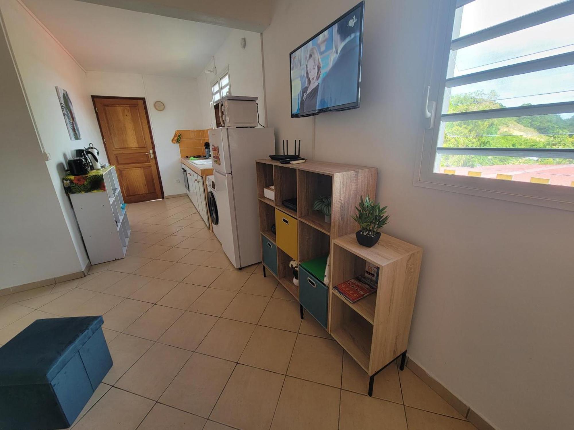 Apartmán Henri Mango Les Abymes Exteriér fotografie